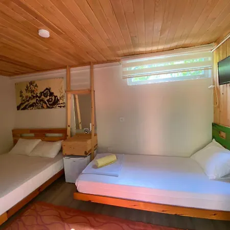 Holiday Box Club 안탈리아