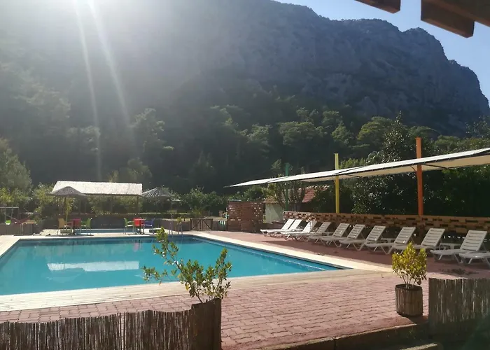 호텔 Holiday Box Club *